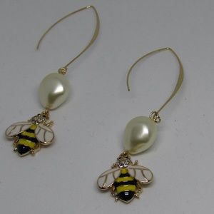 Pearl and Bee Drop Earrings